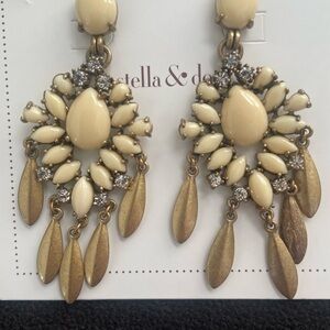 Stella&Dot original Havana Chandelier 2-3/4”. Lightweight. Smoke free.